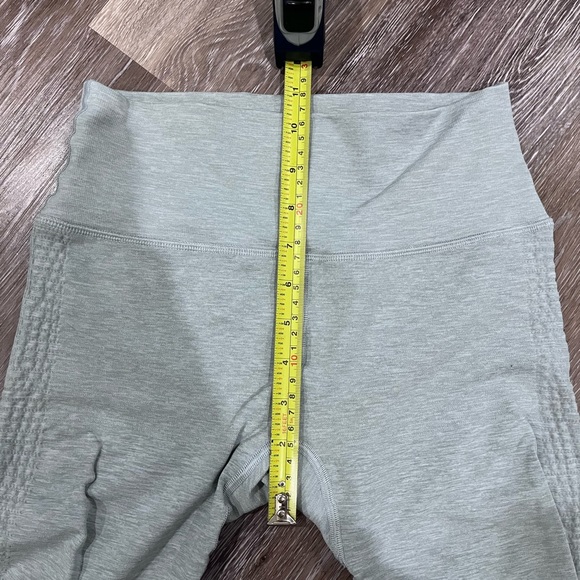 Alphalete Halo Leggings - Picture 6 of 7